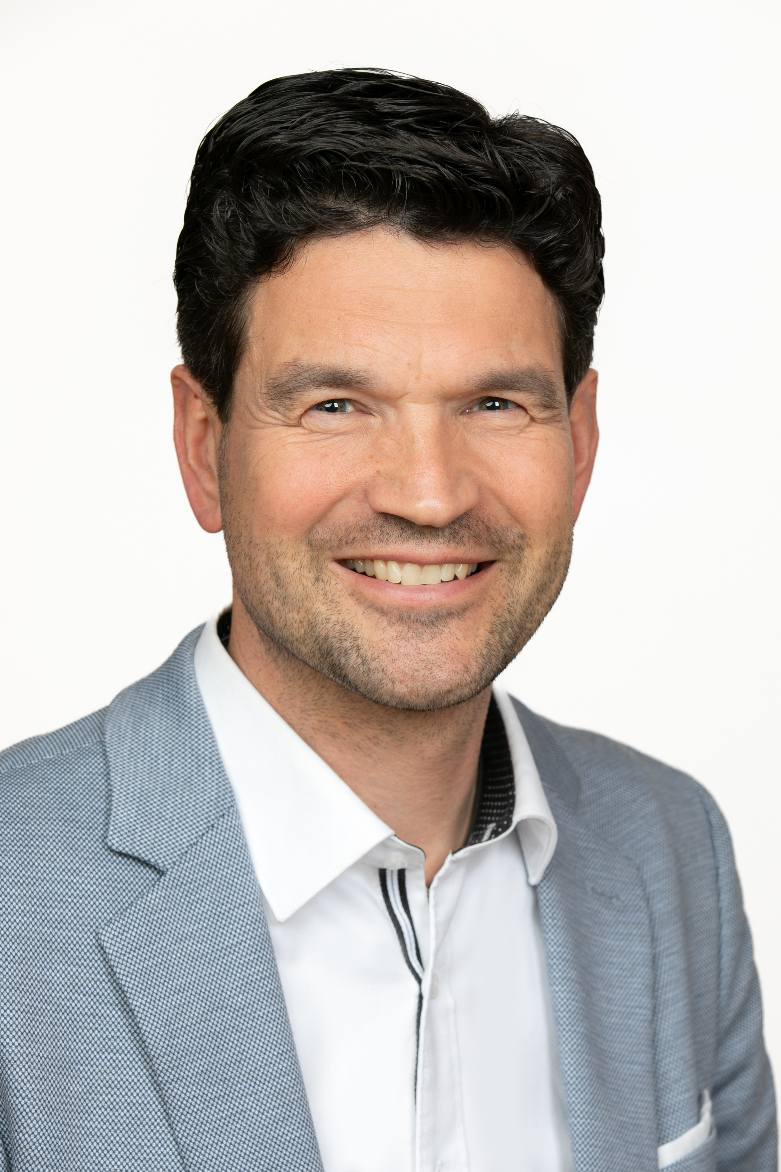 Stefan Lampert