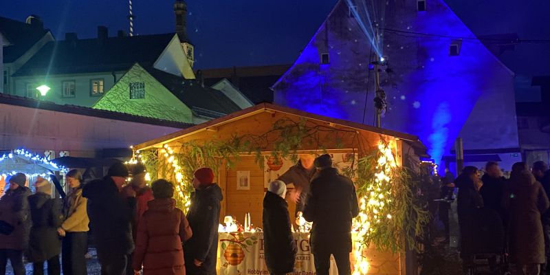Chriskindlmarkt trotzt dem Regen
