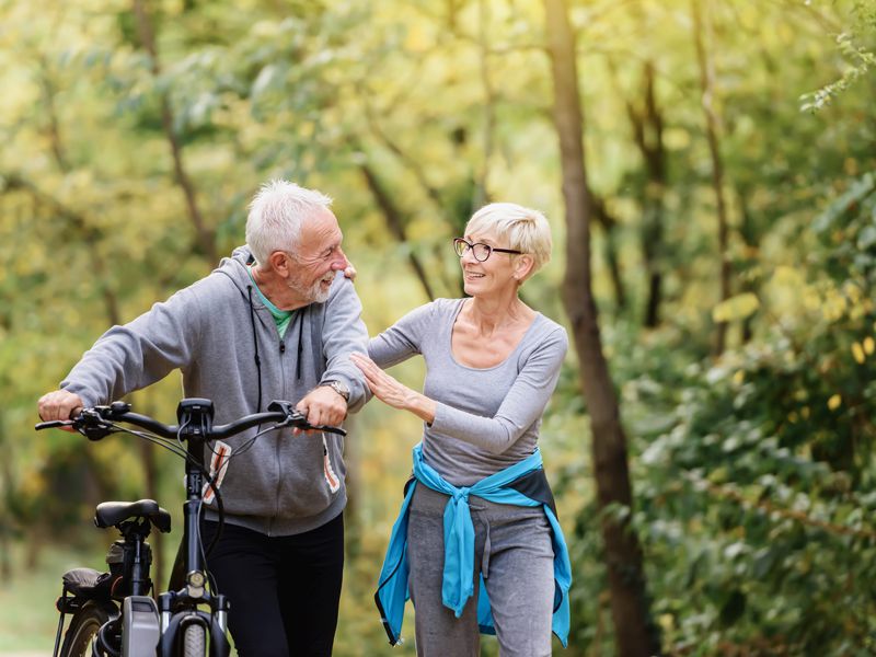 Senioren beim Wandern